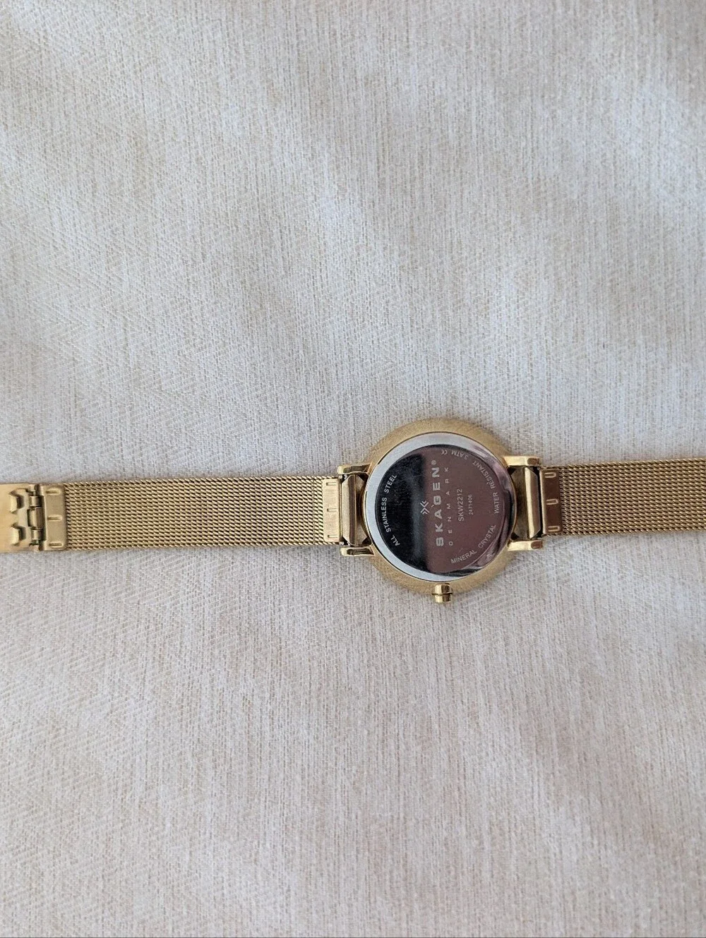 Skagen Gold Watch - Picture 3 of 4